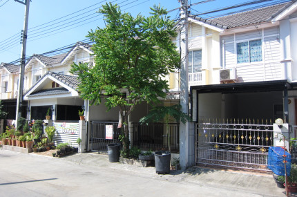 ทาวน์เฮ้าส์ 2 ชั้น หมู่บ้านพฤกษาวิลล์ 46-2