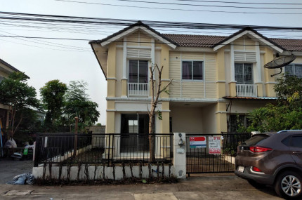 ทาวน์เฮ้าส์ 2 ชั้น หมู่บ้านพฤกษาวิลล์ 46-2 หลังริม