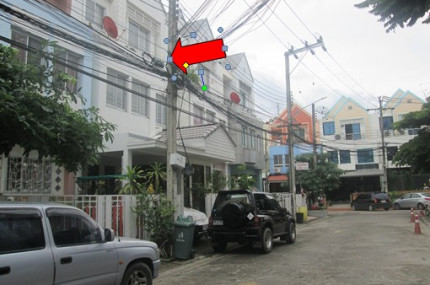 หมู่บ้านซี.พี.พาร์คเลน ซอยนวลจันทร์ 12