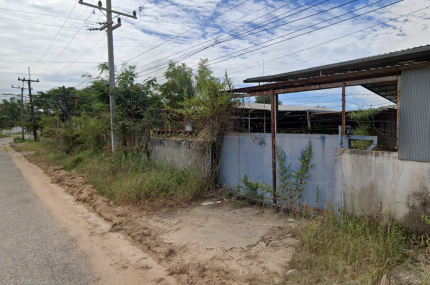 อาคารโกดัง  เมืองอุบลราชธานี