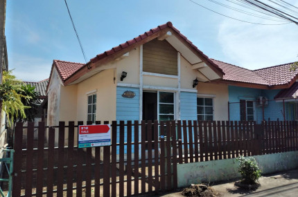 บ้านแฝดชั้นเดียว หมู่บ้านทรัพย์ธานี (รังสิต คลอง 9)